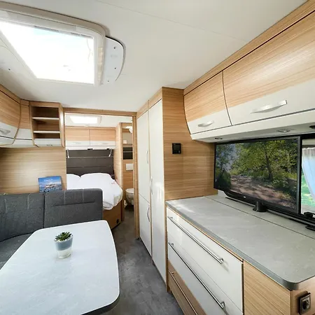 Mietwohnwagen 01 Parque de Campismo *